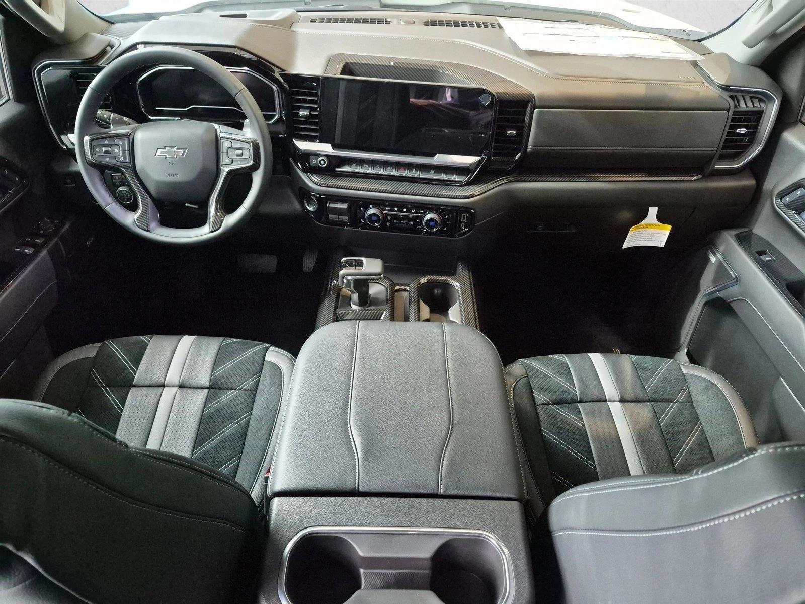Thumbnail: 2025 Chevrolet Silverado 1500 - 3