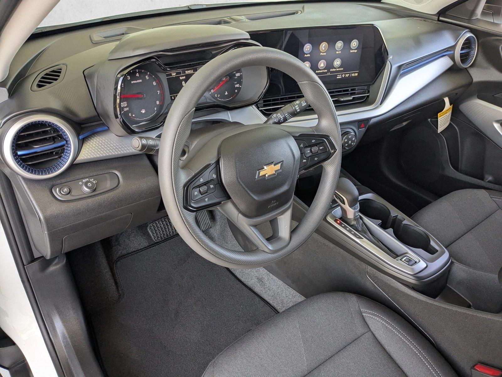 Thumbnail: 2026 Chevrolet Trax - 3