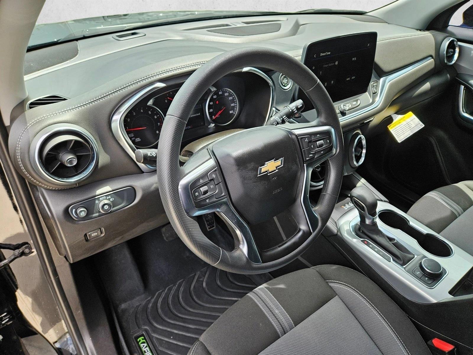 Thumbnail: 2024 Chevrolet Blazer - 3