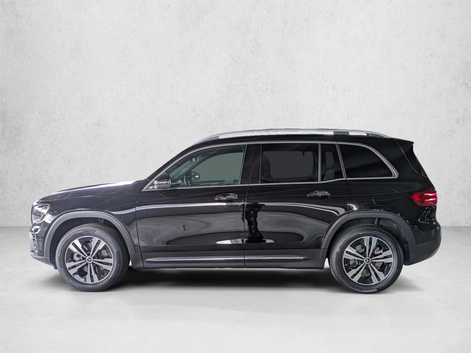 Thumbnail: 2025 Mercedes-Benz GLB - 2