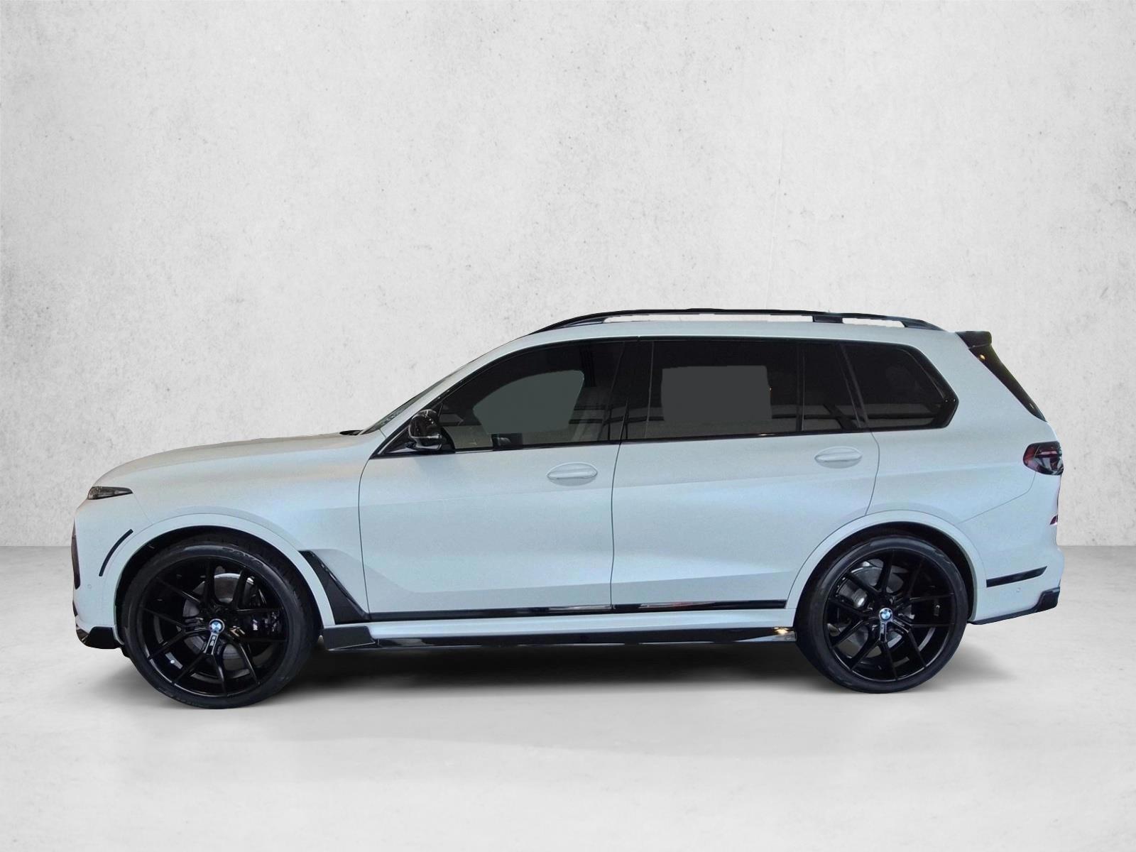 Thumbnail: 2027 BMW X7 - 2