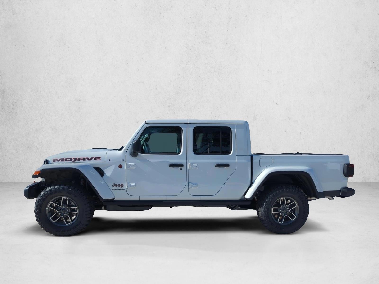 Thumbnail: 2026 Jeep Gladiator - 3
