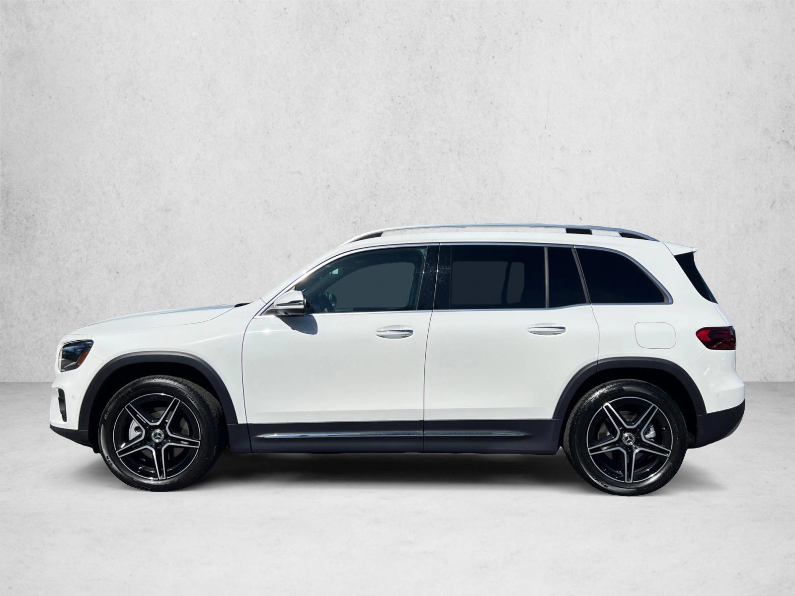 Thumbnail: 2026 Mercedes-Benz GLB - 2