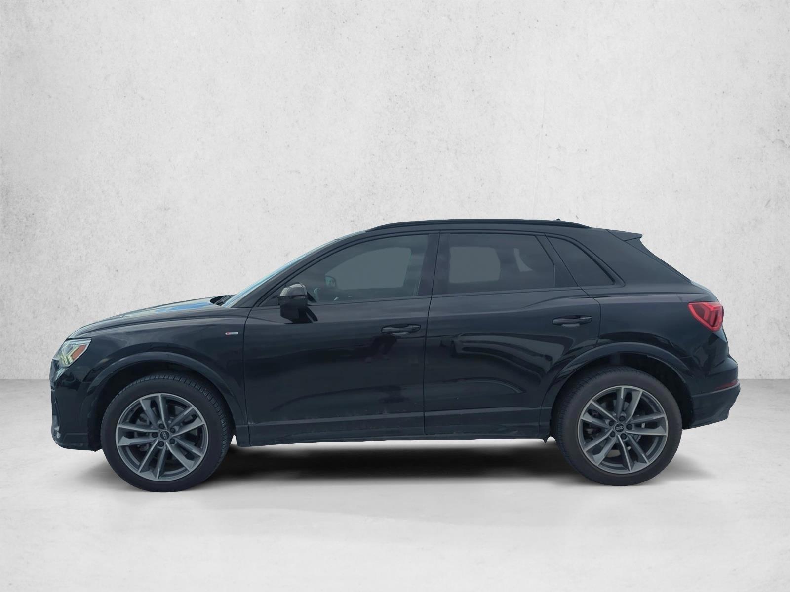 Thumbnail: 2024 Audi Q3 - 2