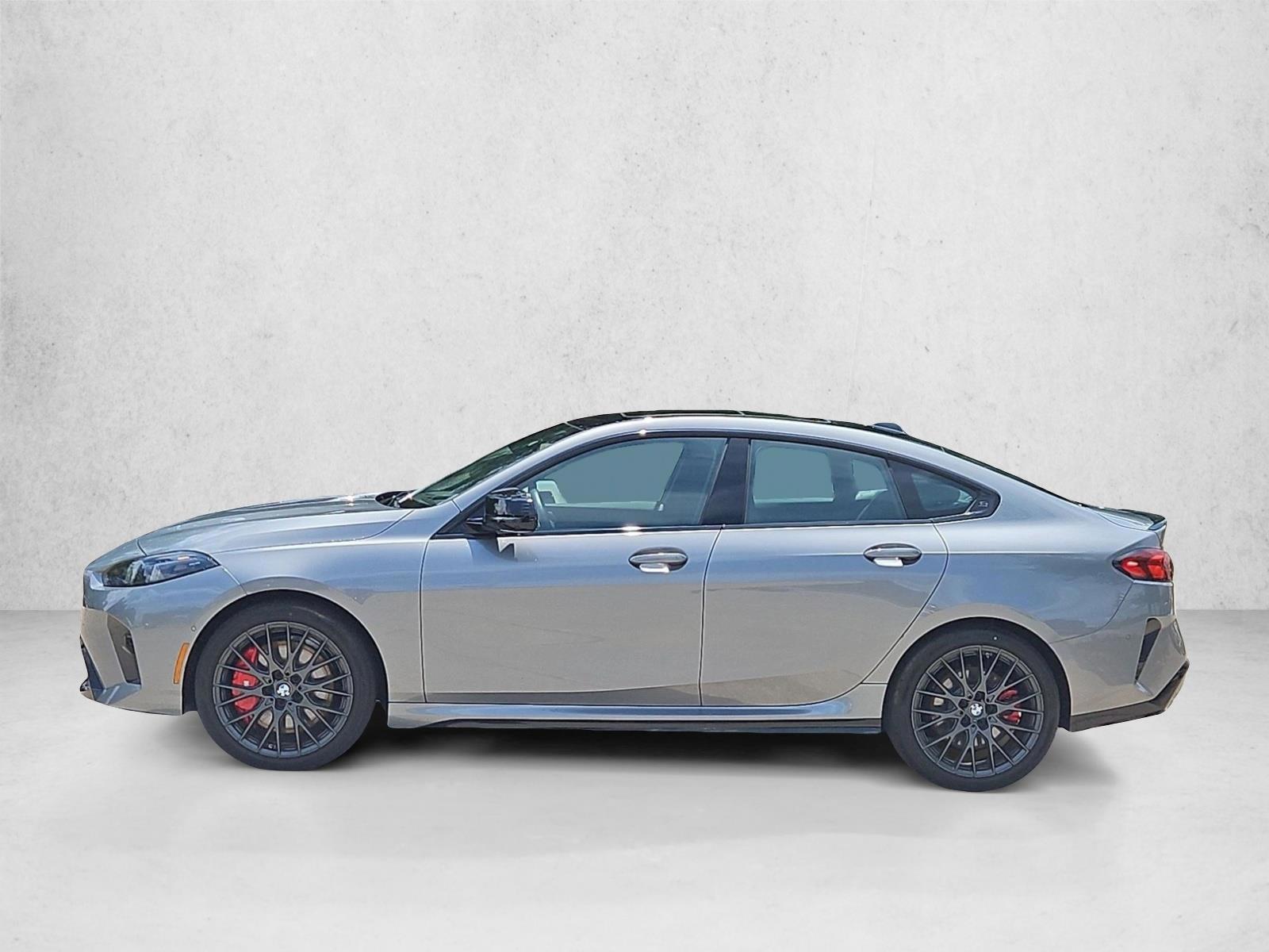 Thumbnail: 2025 BMW 2 Series - 2