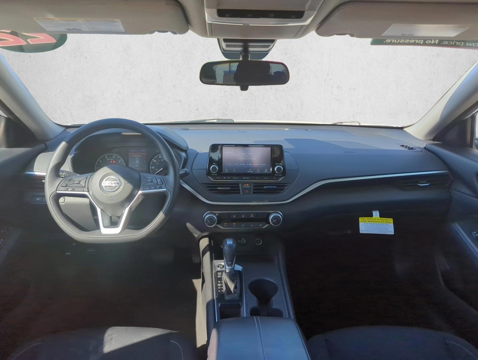 Thumbnail: 2022 Nissan Altima - 3