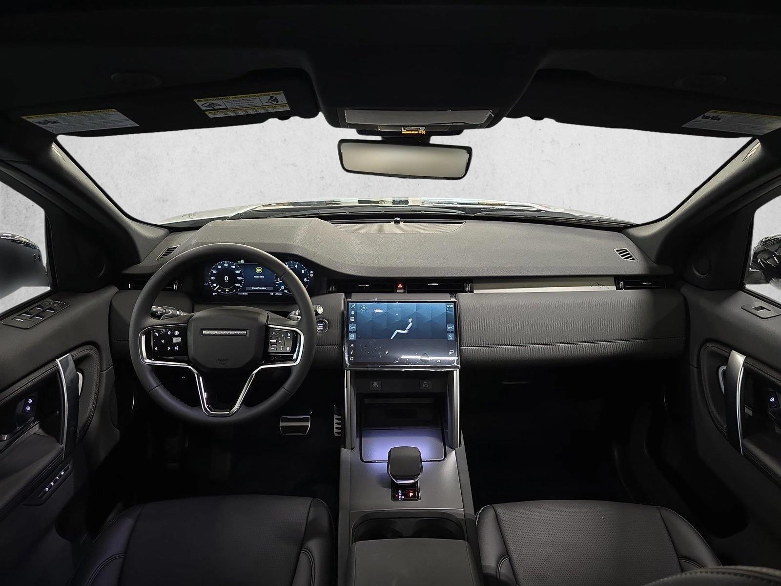 Thumbnail: 2026 Land Rover Discovery Sport - 3