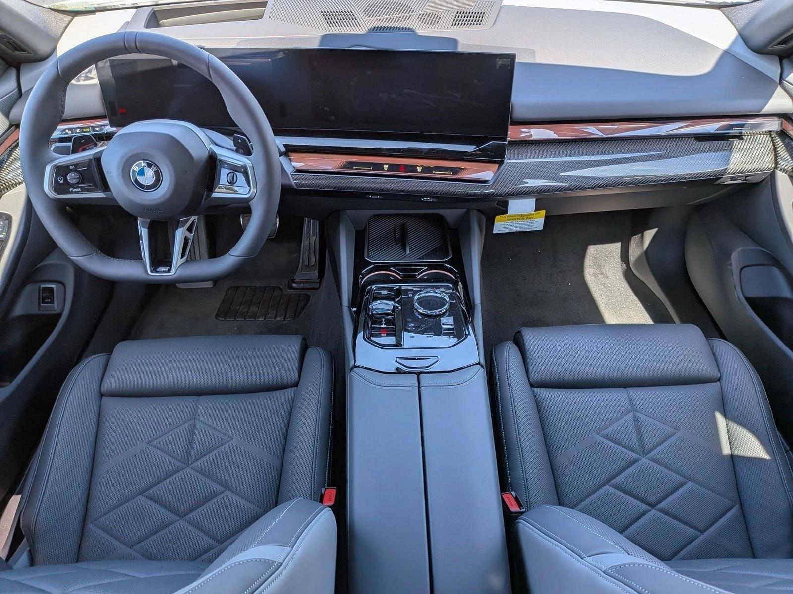 Thumbnail: 2026 BMW 5 Series - 4