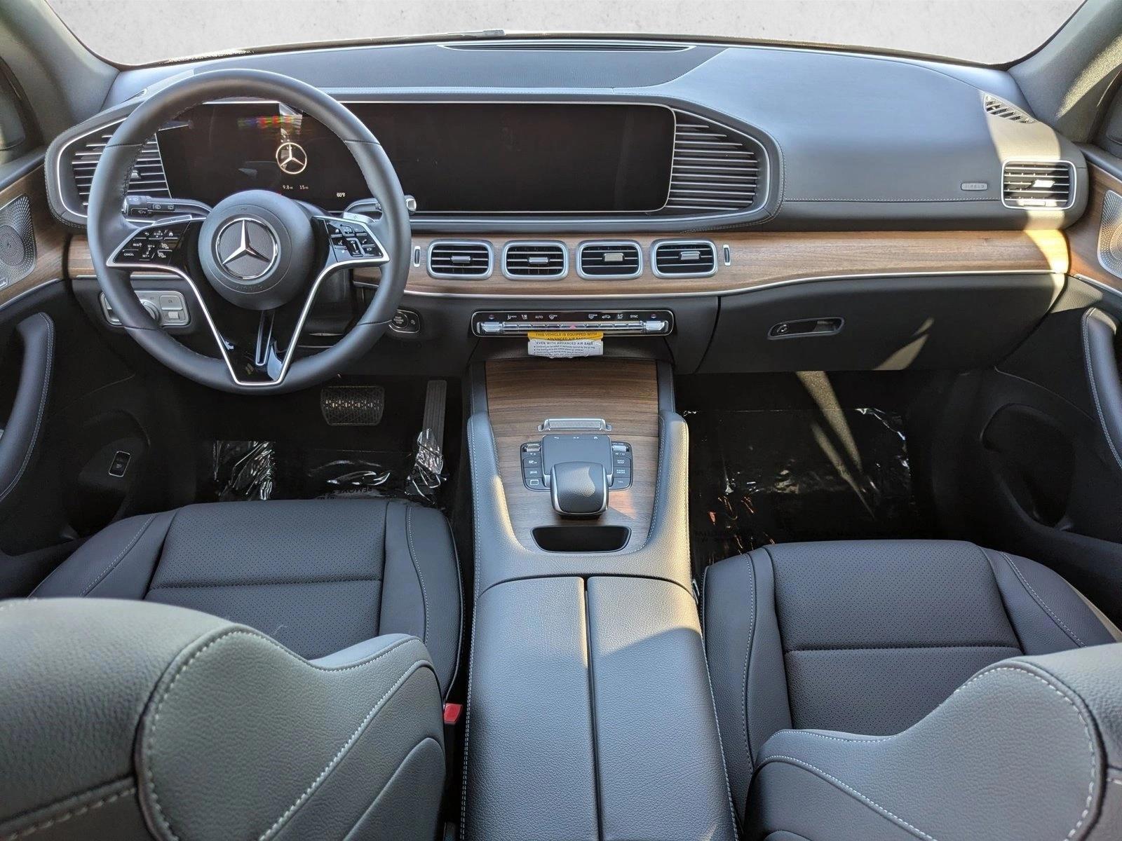 Thumbnail: 2026 Mercedes-Benz GLE - 3