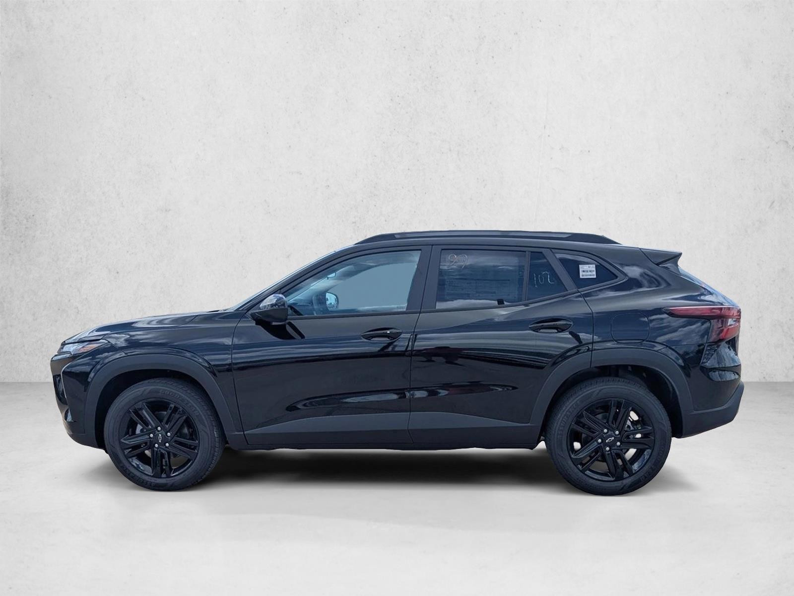 Thumbnail: 2026 Chevrolet Trax - 2