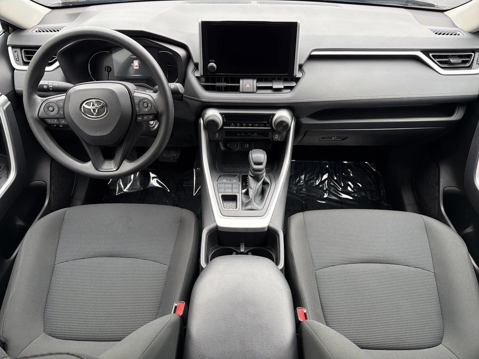 Thumbnail: 2025 Toyota RAV4 - 3