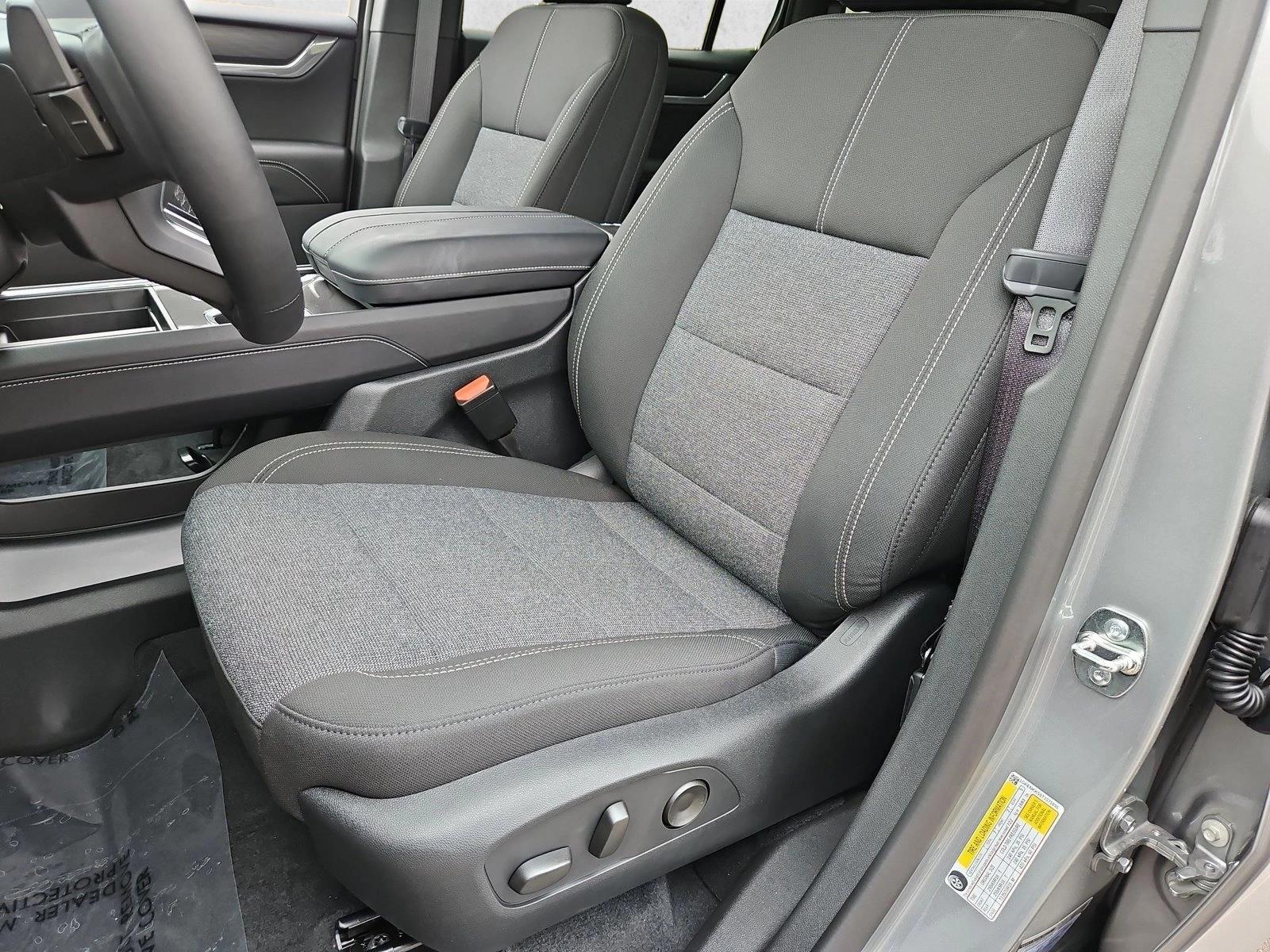 Thumbnail: 2026 GMC Acadia - 4