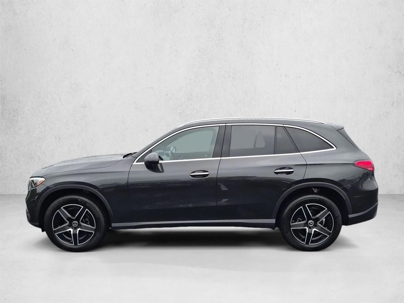 Thumbnail: 2026 Mercedes-Benz GLC - 2