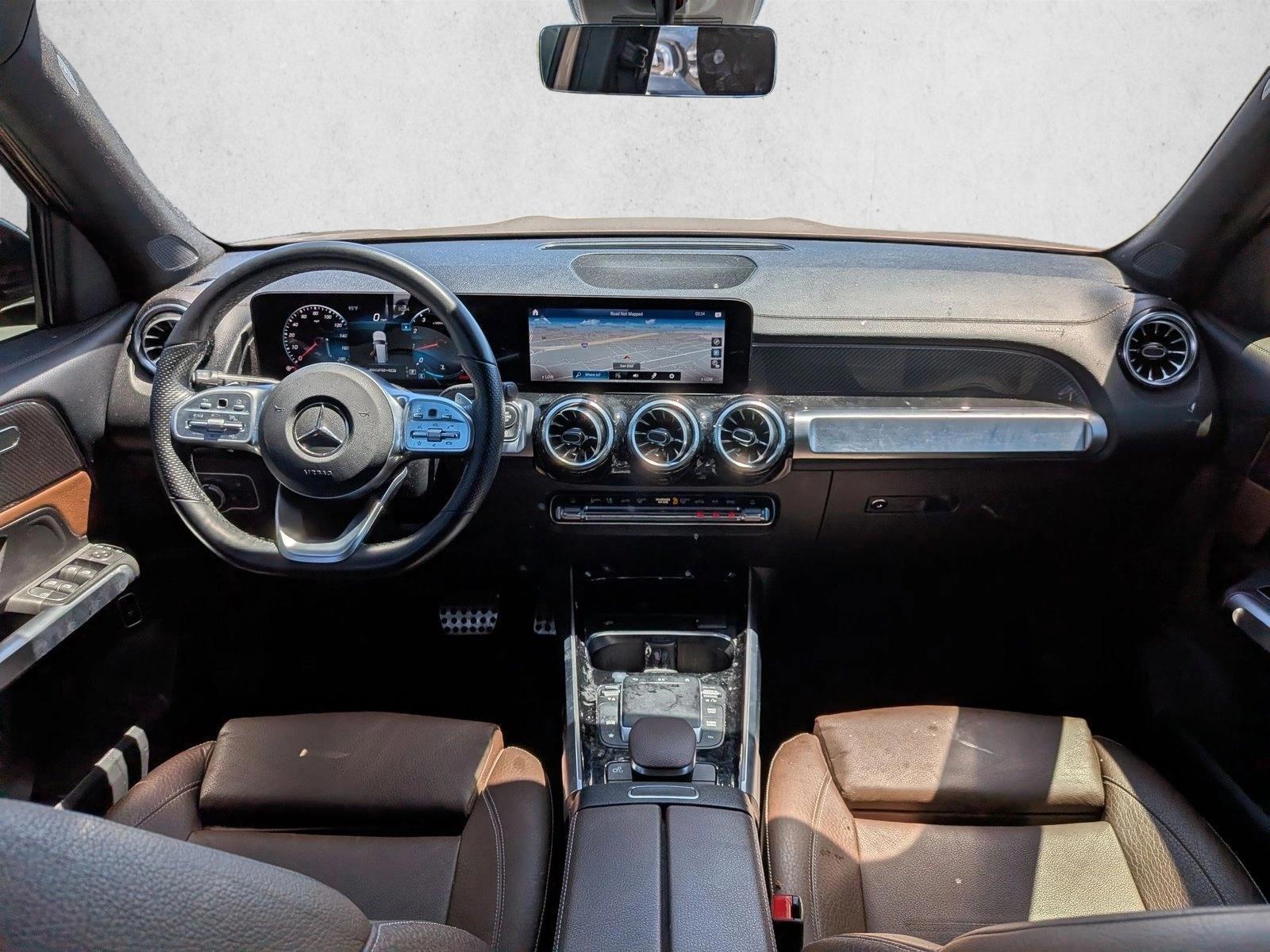 Thumbnail: 2022 Mercedes-Benz GLB - 4