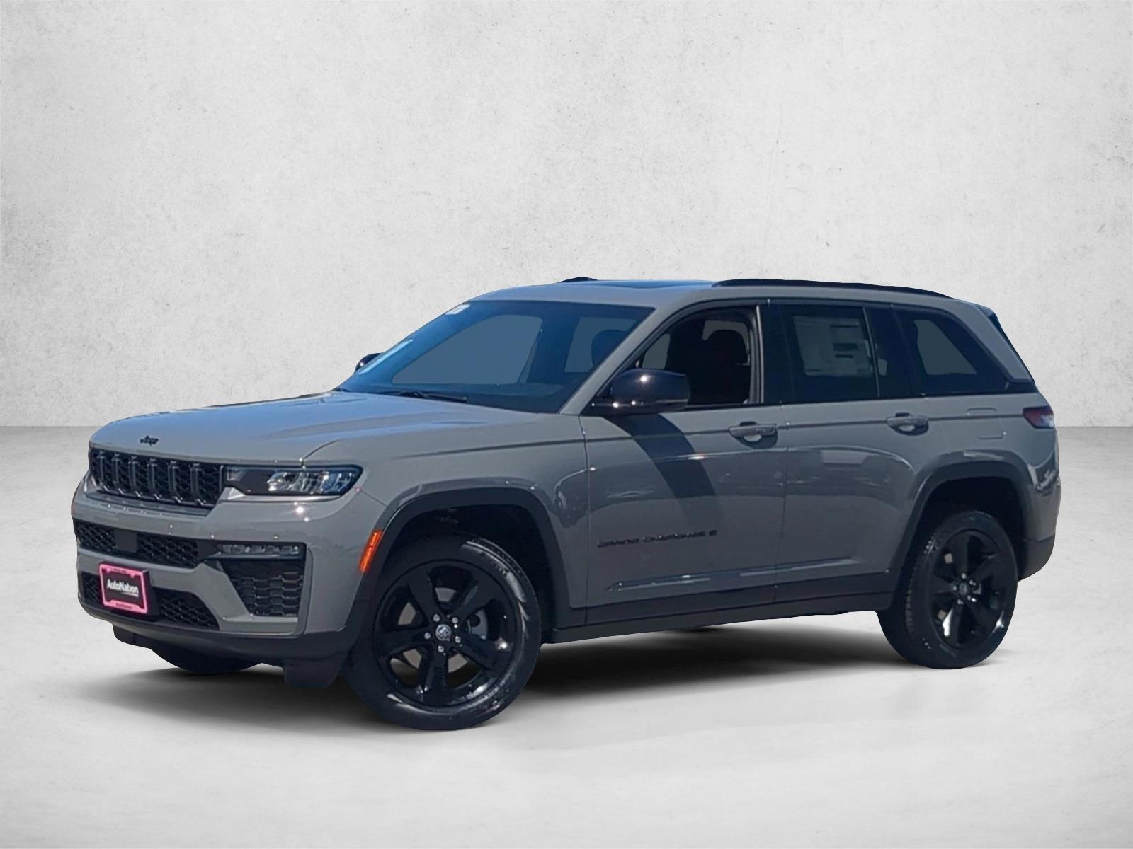Thumbnail: 2027 Jeep Grand Cherokee - 1