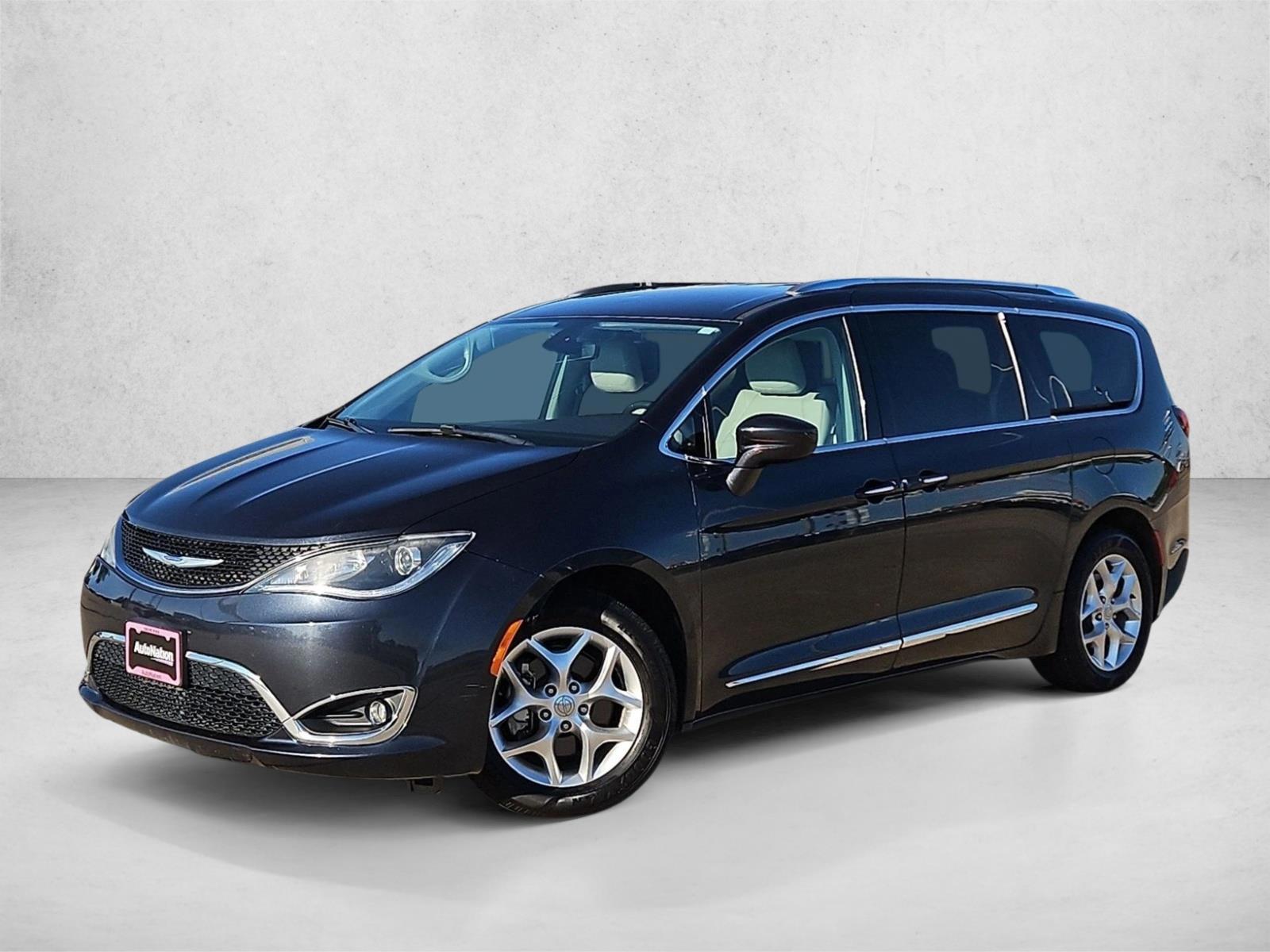 Thumbnail: 2020 Chrysler Pacifica - 1