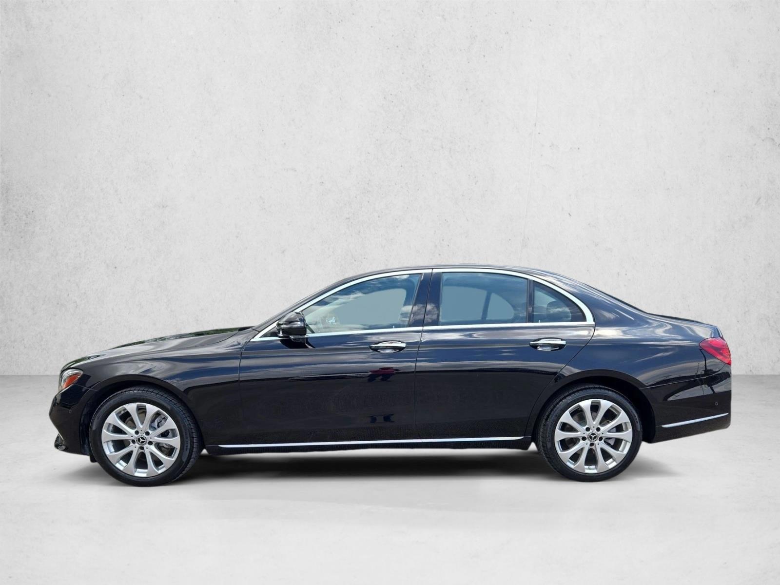 Thumbnail: 2018 Mercedes-Benz E-Class - 2
