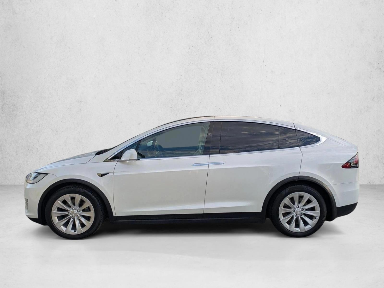 Thumbnail: 2019 Tesla Model X - 2