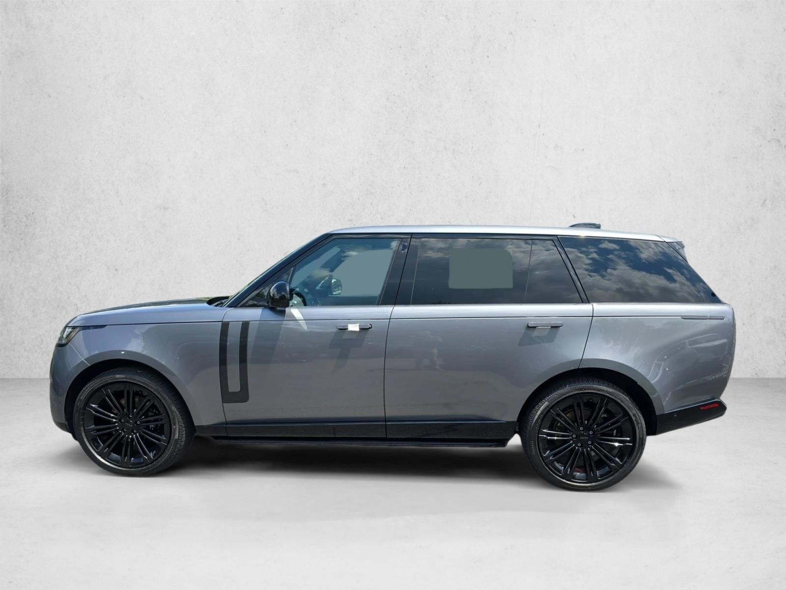 Thumbnail: 2026 Land Rover Range Rover - 2