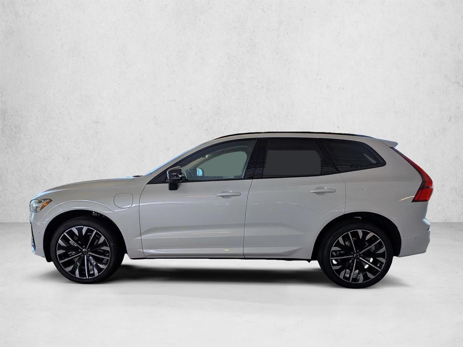 Thumbnail: 2026 Volvo XC60 - 2