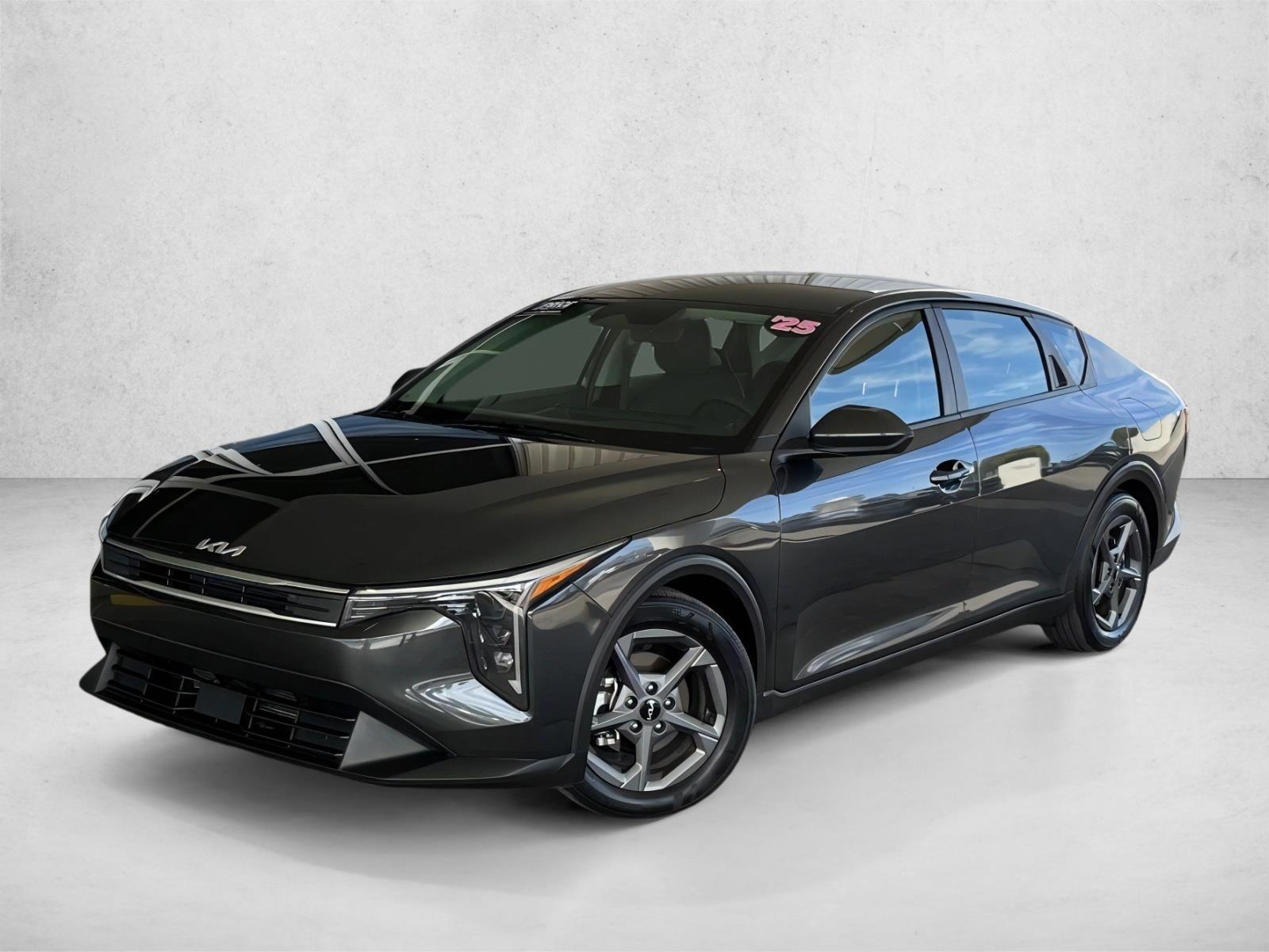 Thumbnail: 2025 Kia K4 - 1