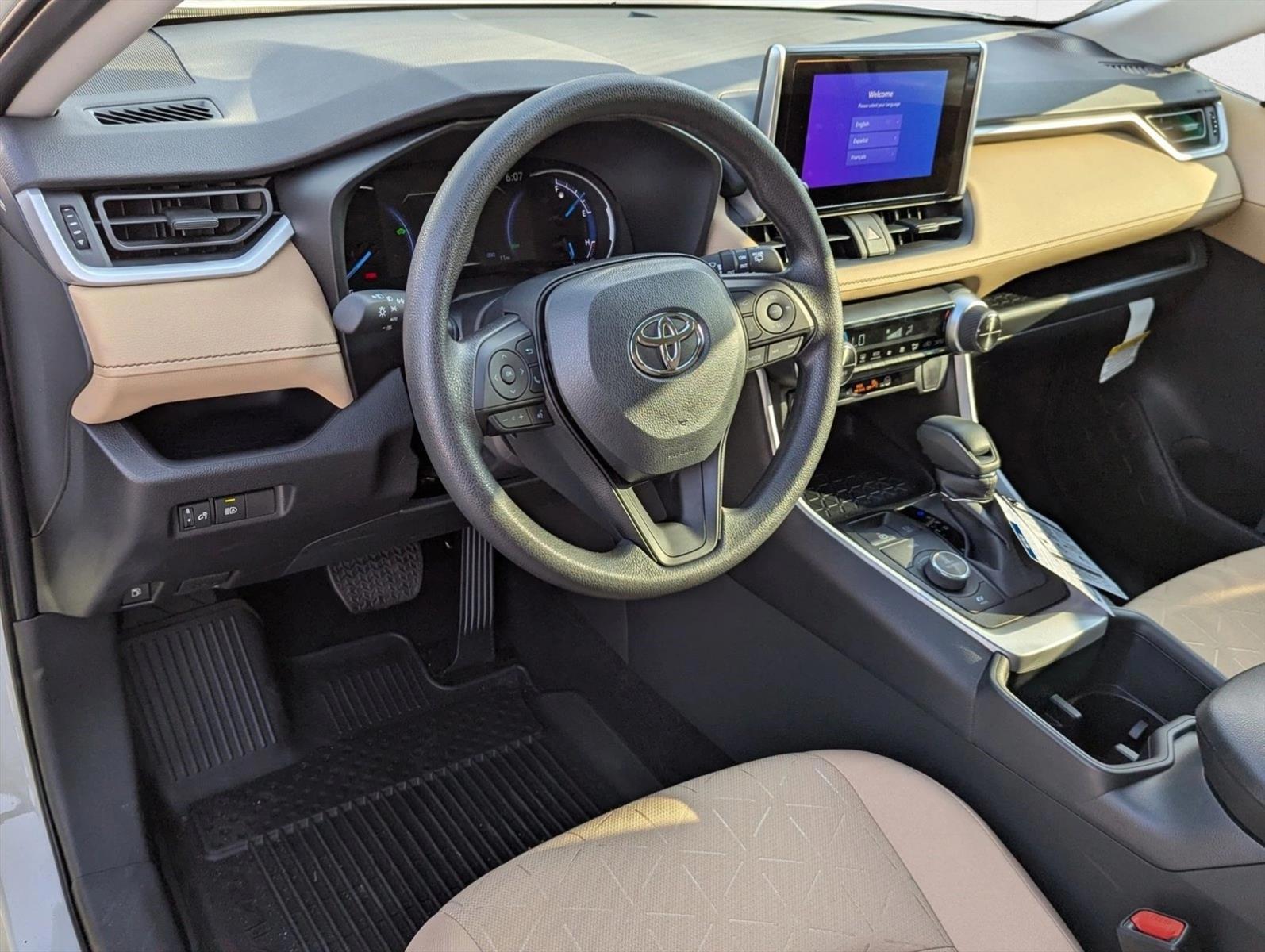 Thumbnail: 2025 Toyota RAV4 - 3
