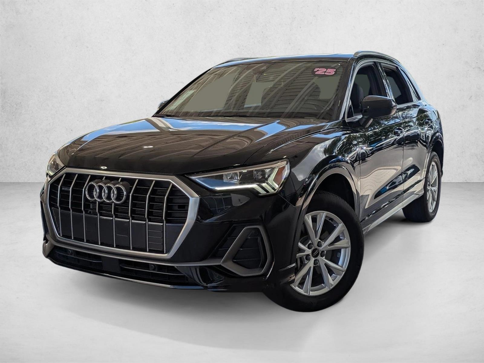 Thumbnail: 2025 Audi Q3 - 1