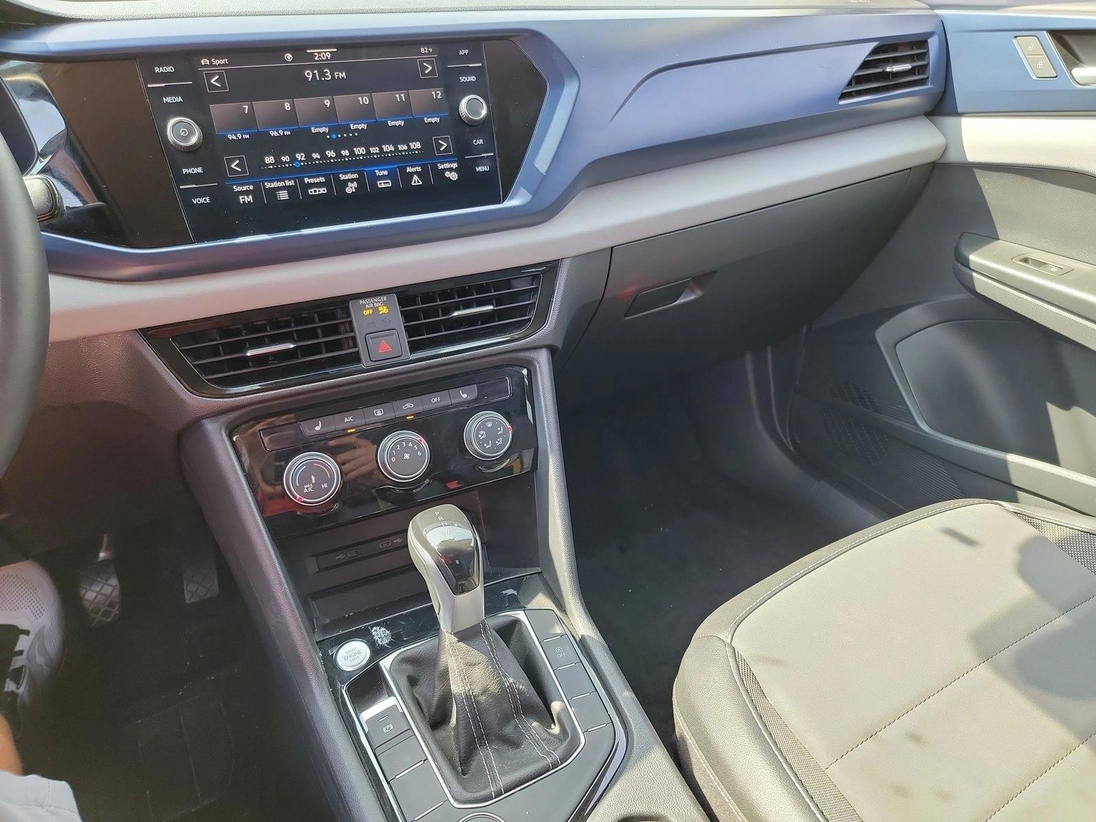 2023 Volkswagen Taos SE - Photo 21