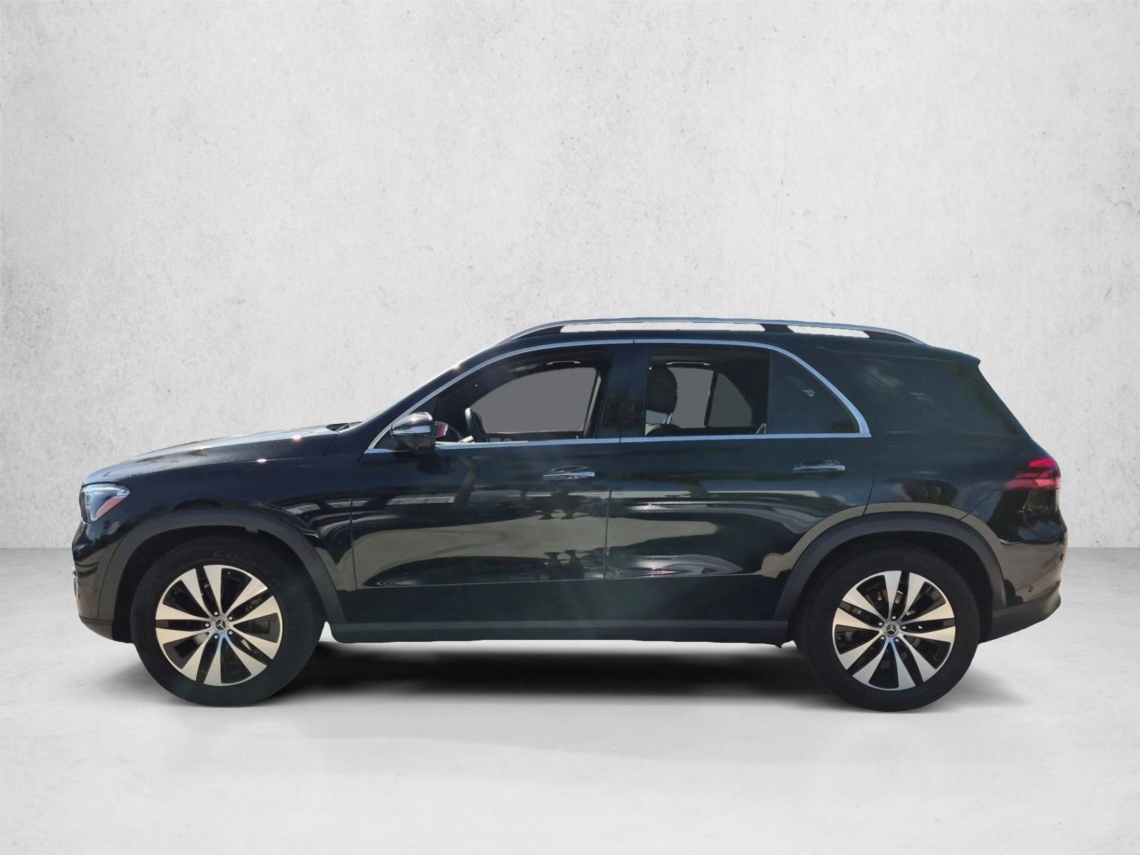 Thumbnail: 2026 Mercedes-Benz GLE - 2
