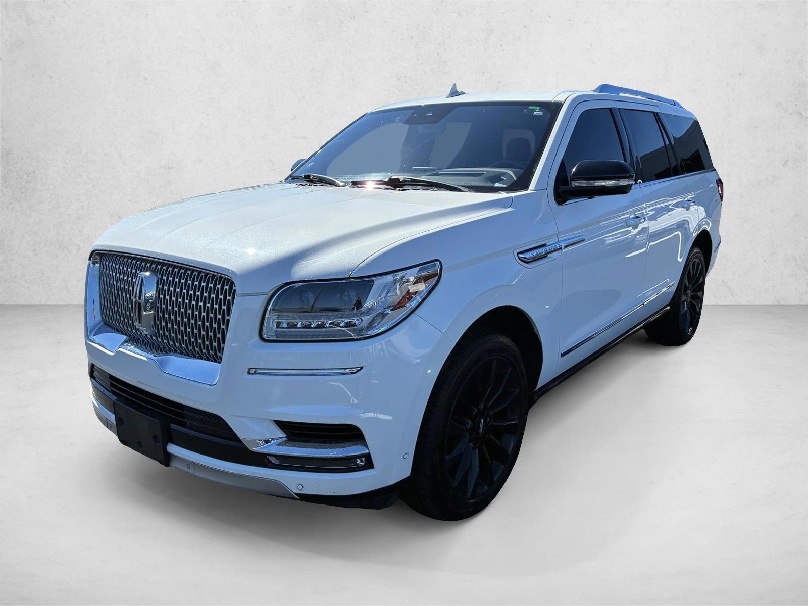 Thumbnail: 2020 Lincoln Navigator - 1