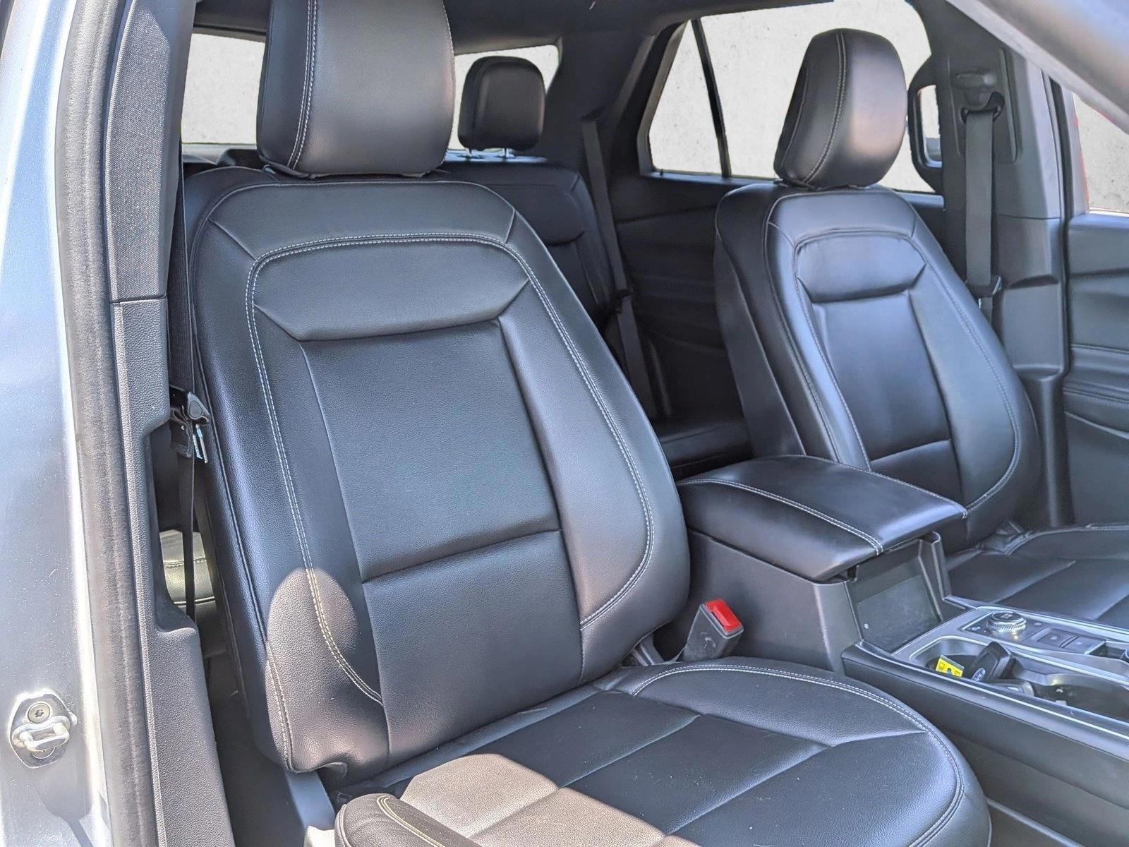 Thumbnail: 2020 Ford Explorer - 5