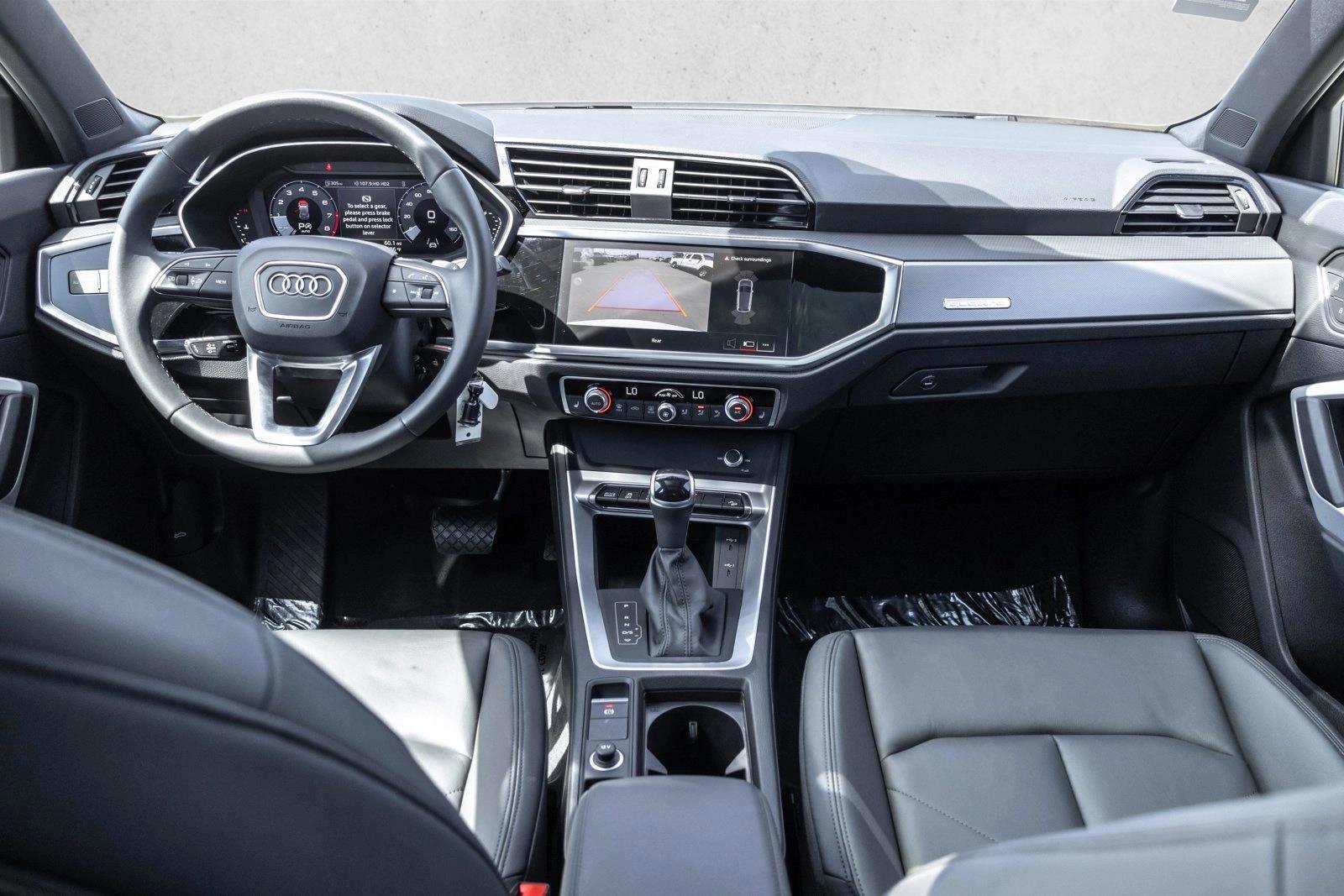 Thumbnail: 2025 Audi Q3 - 4