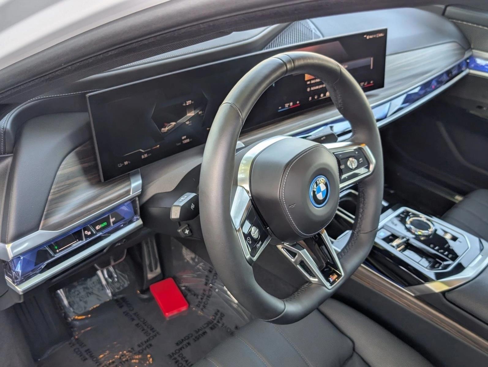 Thumbnail: 2025 BMW i7 - 3