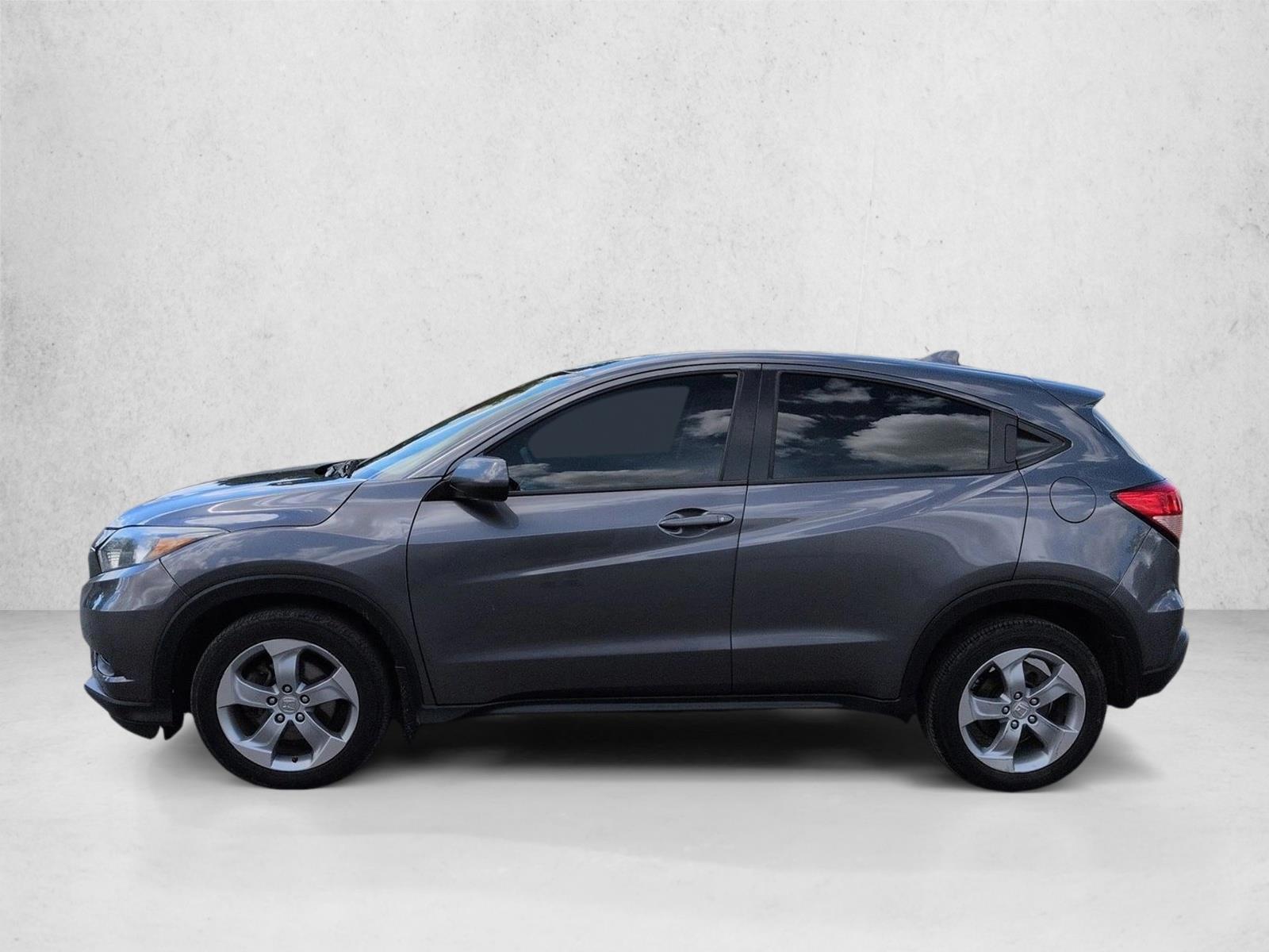 Thumbnail: 2016 Honda HR-V - 3
