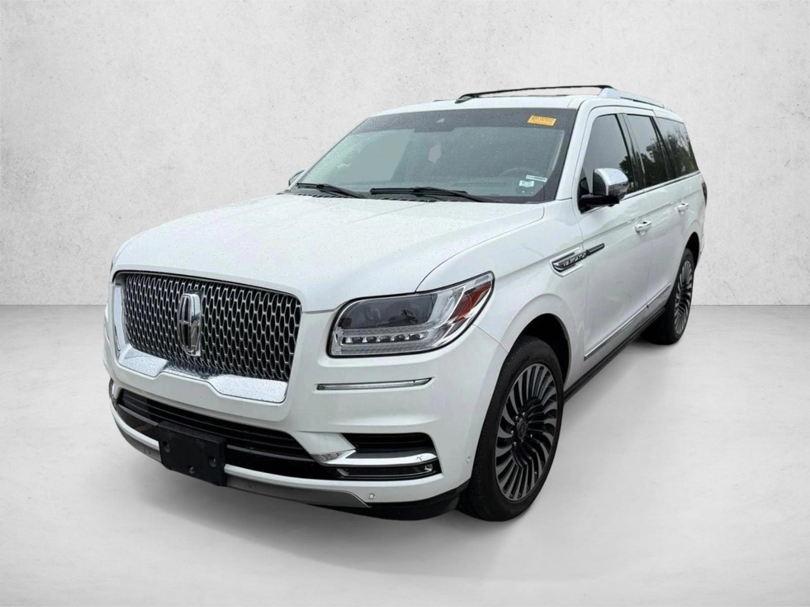 Thumbnail: 2021 Lincoln Navigator - 1