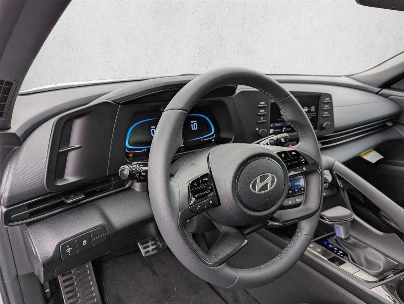 Thumbnail: 2026 Hyundai Elantra - 3