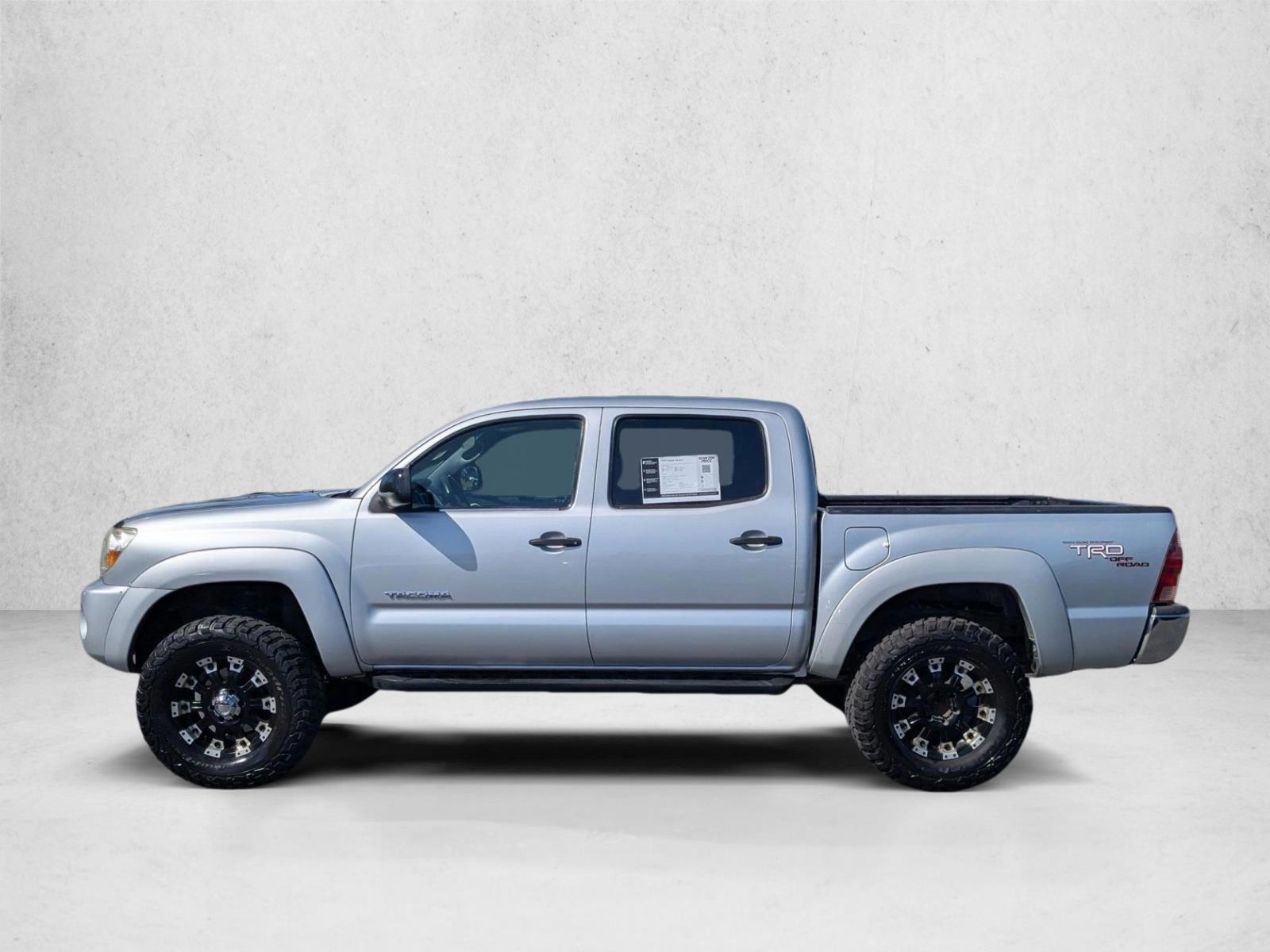 Thumbnail: 2005 Toyota Tacoma - 2