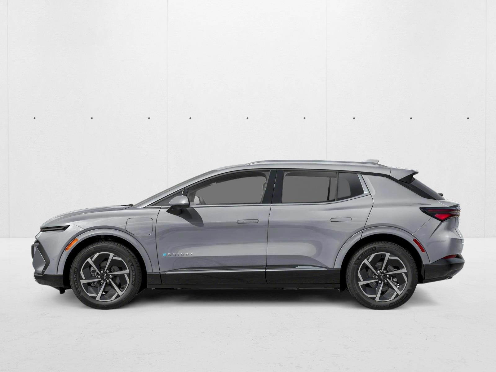 Thumbnail: 2026 Chevrolet Equinox - 2
