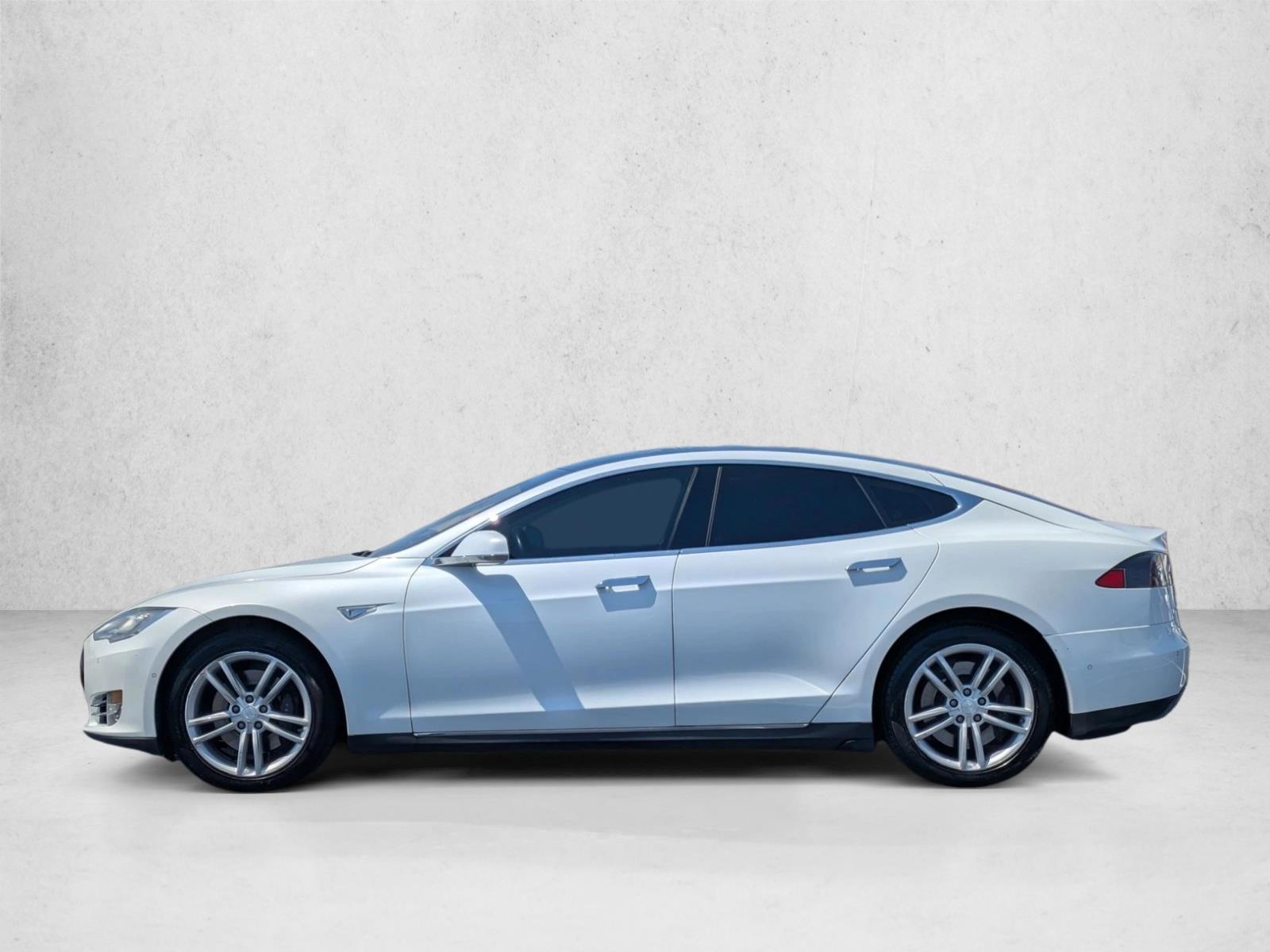 Thumbnail: 2014 Tesla Model S - 2