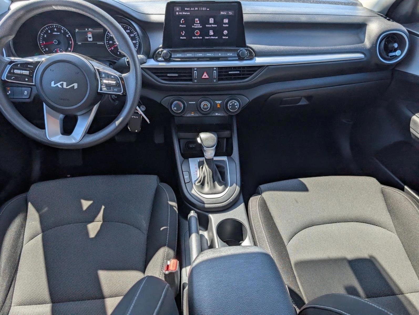 Thumbnail: 2023 Kia Forte - 4