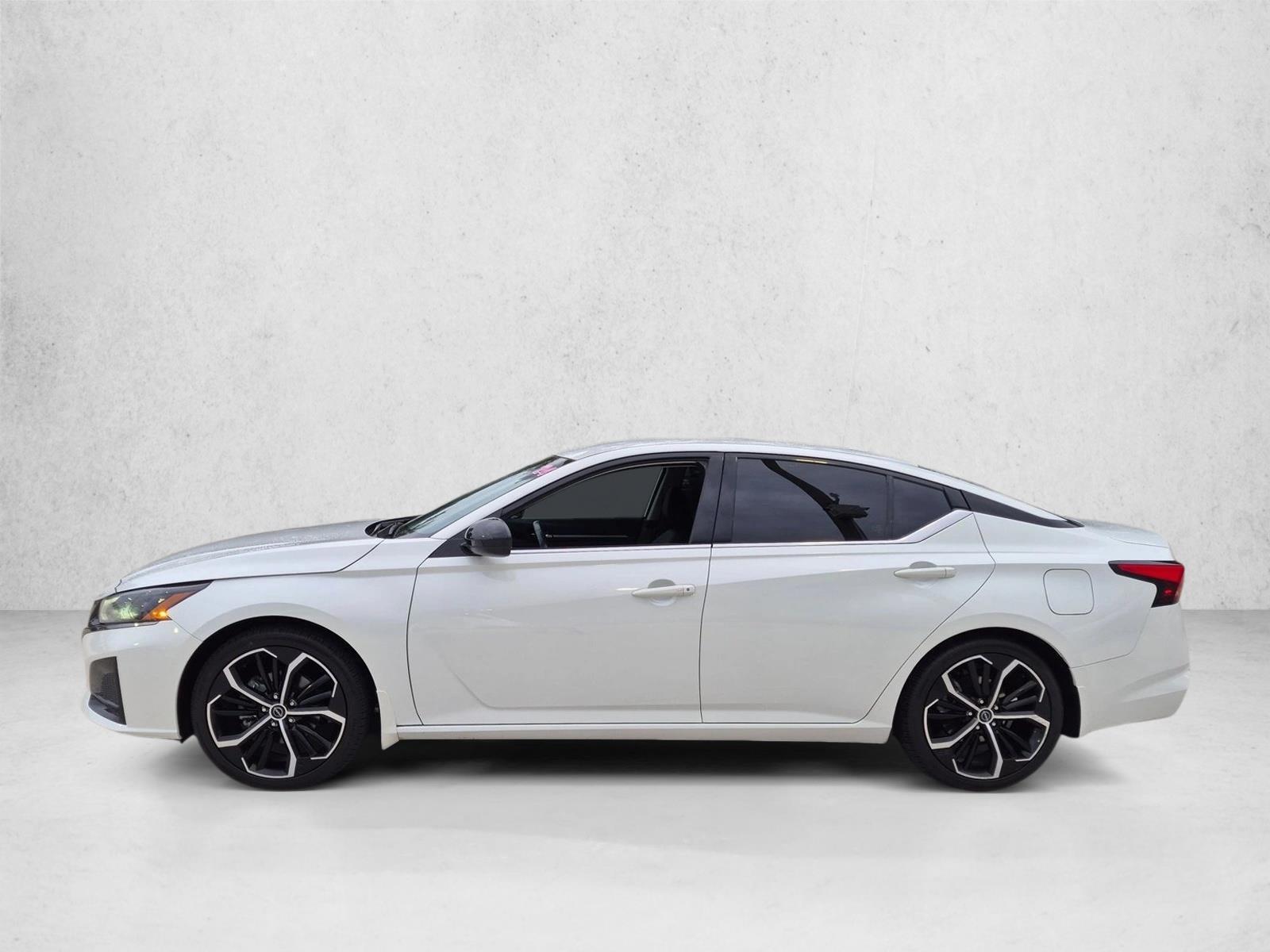 Thumbnail: 2024 Nissan Altima - 2