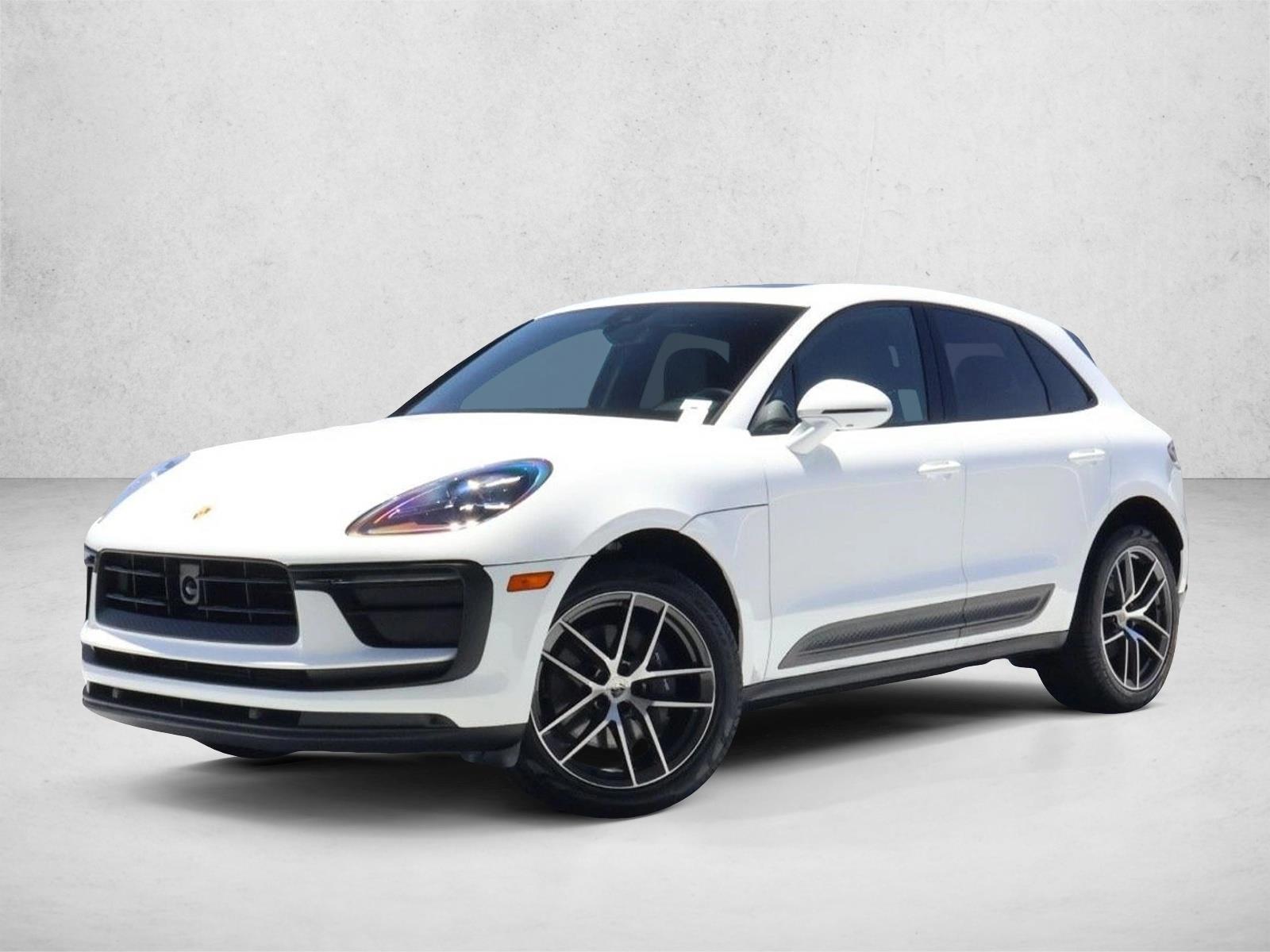Thumbnail: 2025 Porsche Macan - 1