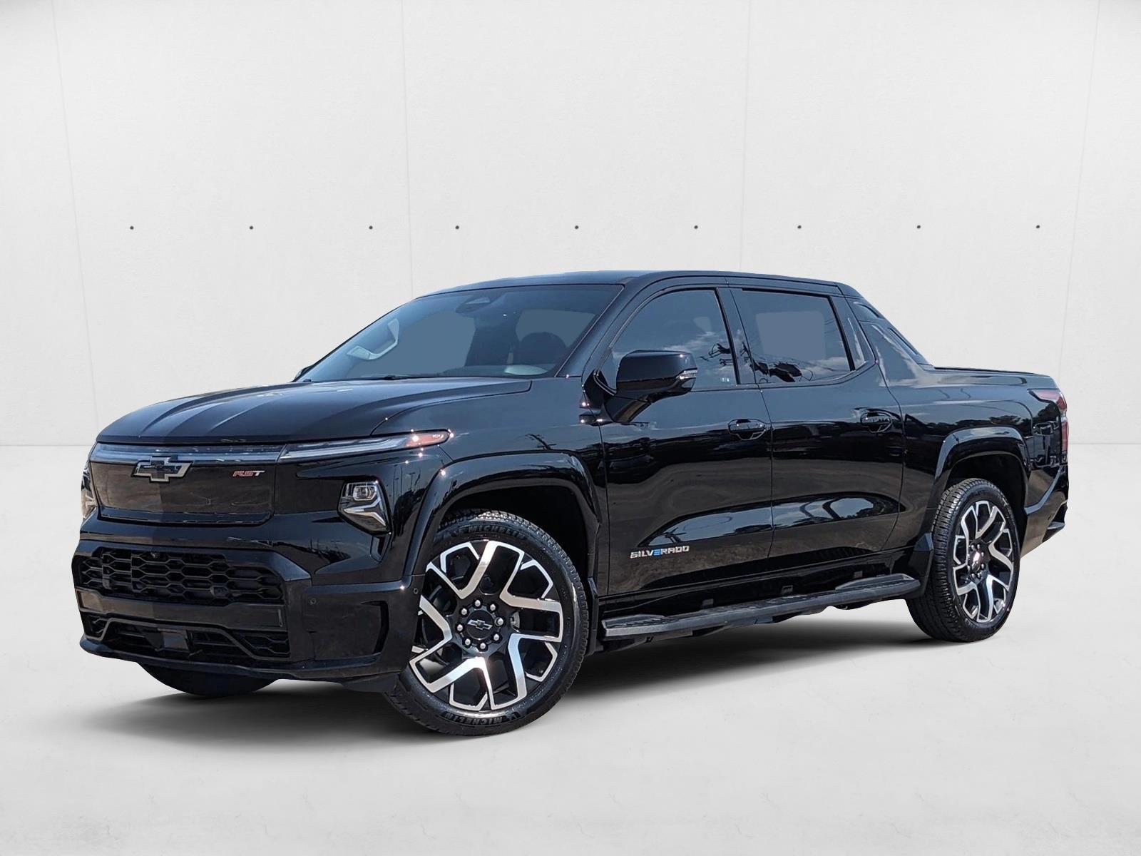 Thumbnail: 2024 Chevrolet Silverado EV - 1