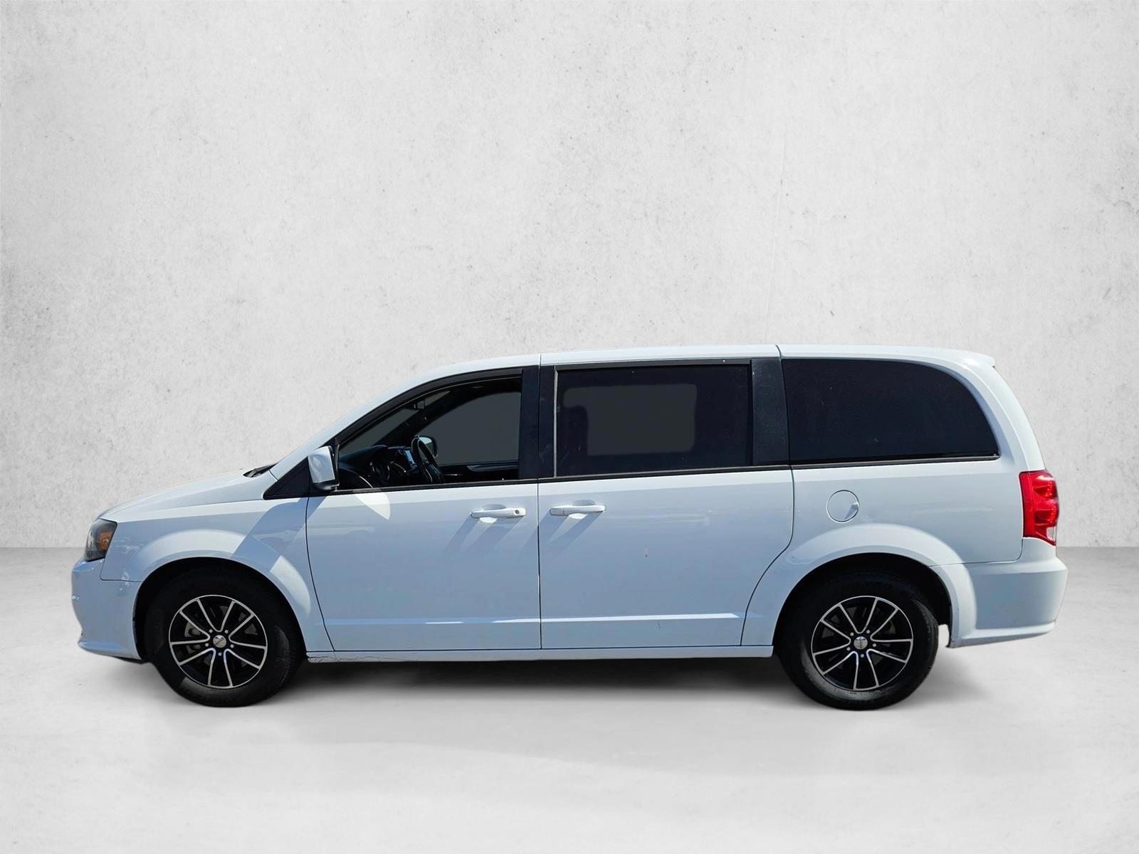 Thumbnail: 2018 Dodge Grand Caravan - 2
