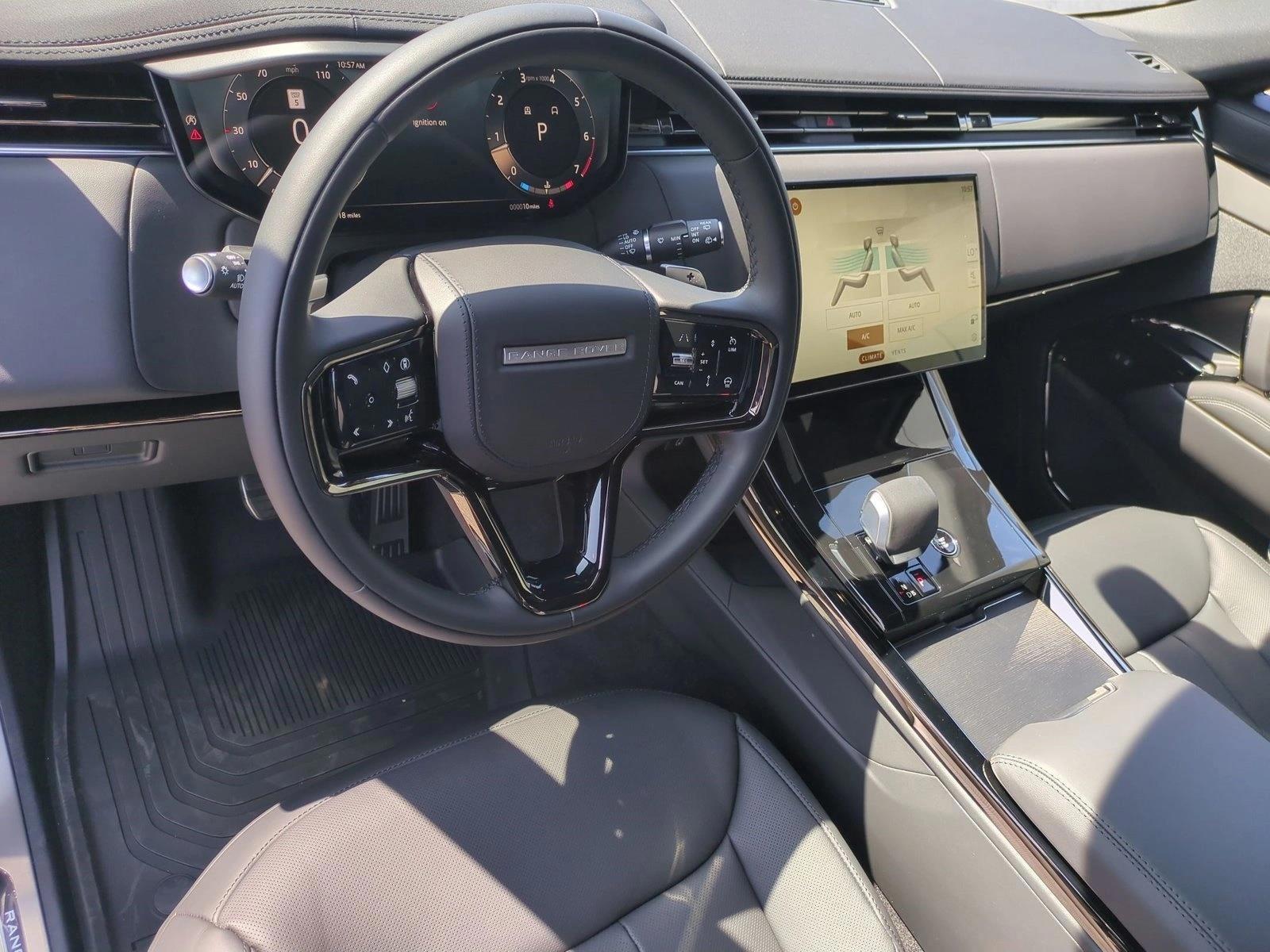 Thumbnail: 2027 Land Rover Range Rover Sport - 3