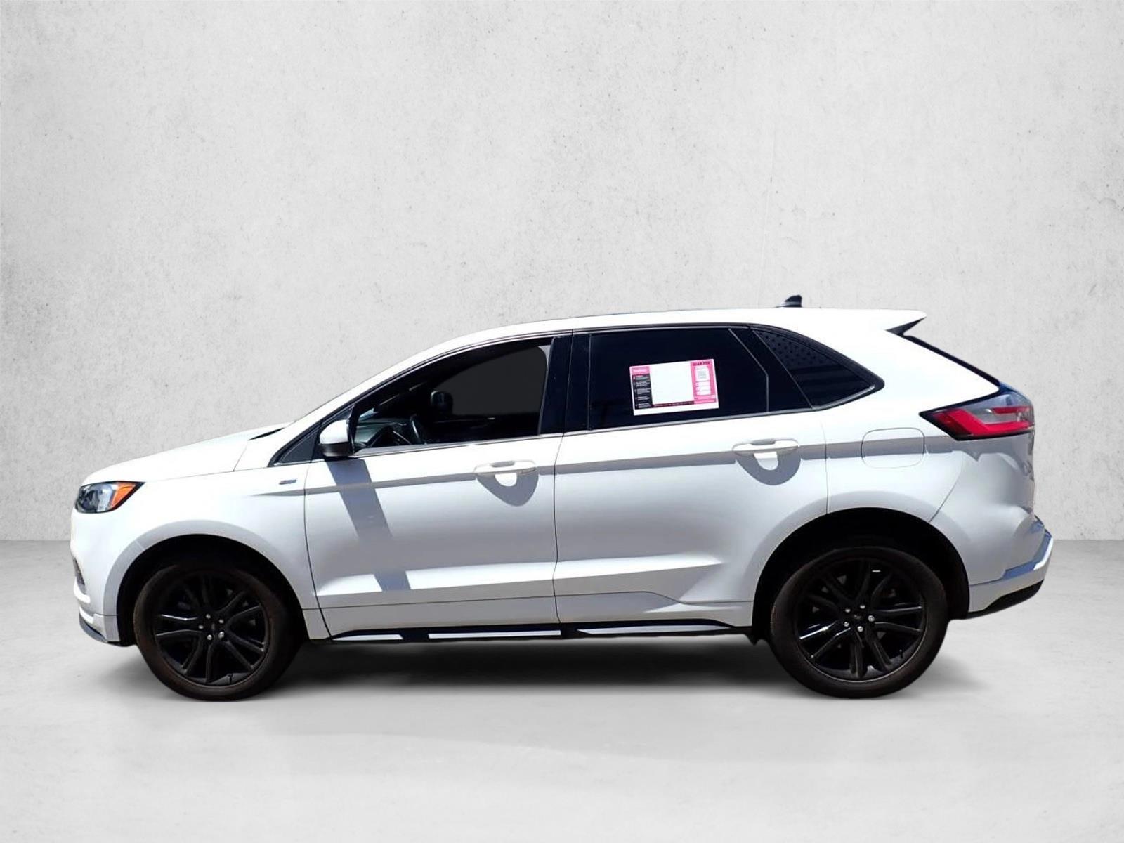 Thumbnail: 2022 Ford Edge - 2