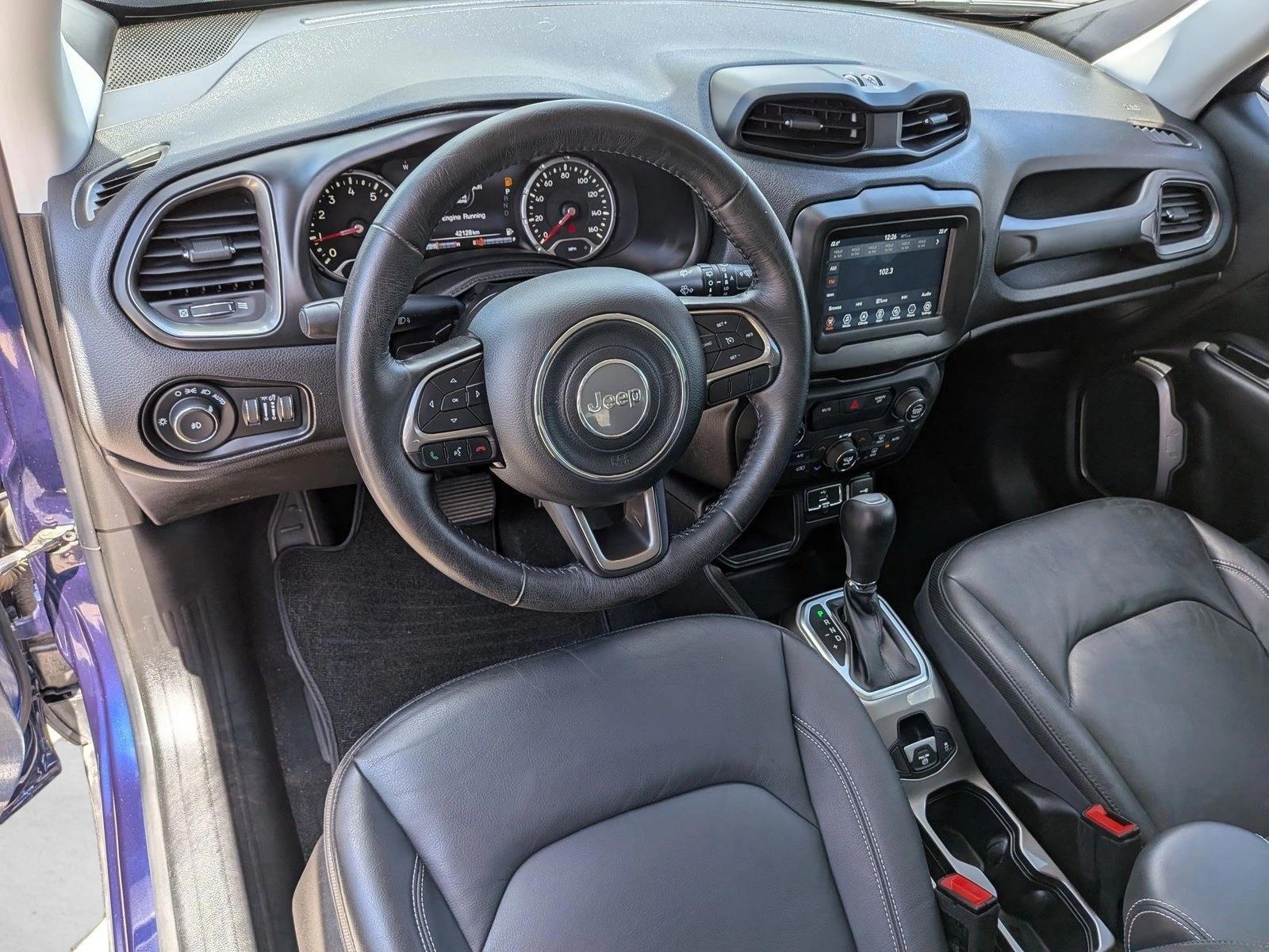 Thumbnail: 2018 Jeep Renegade - 3