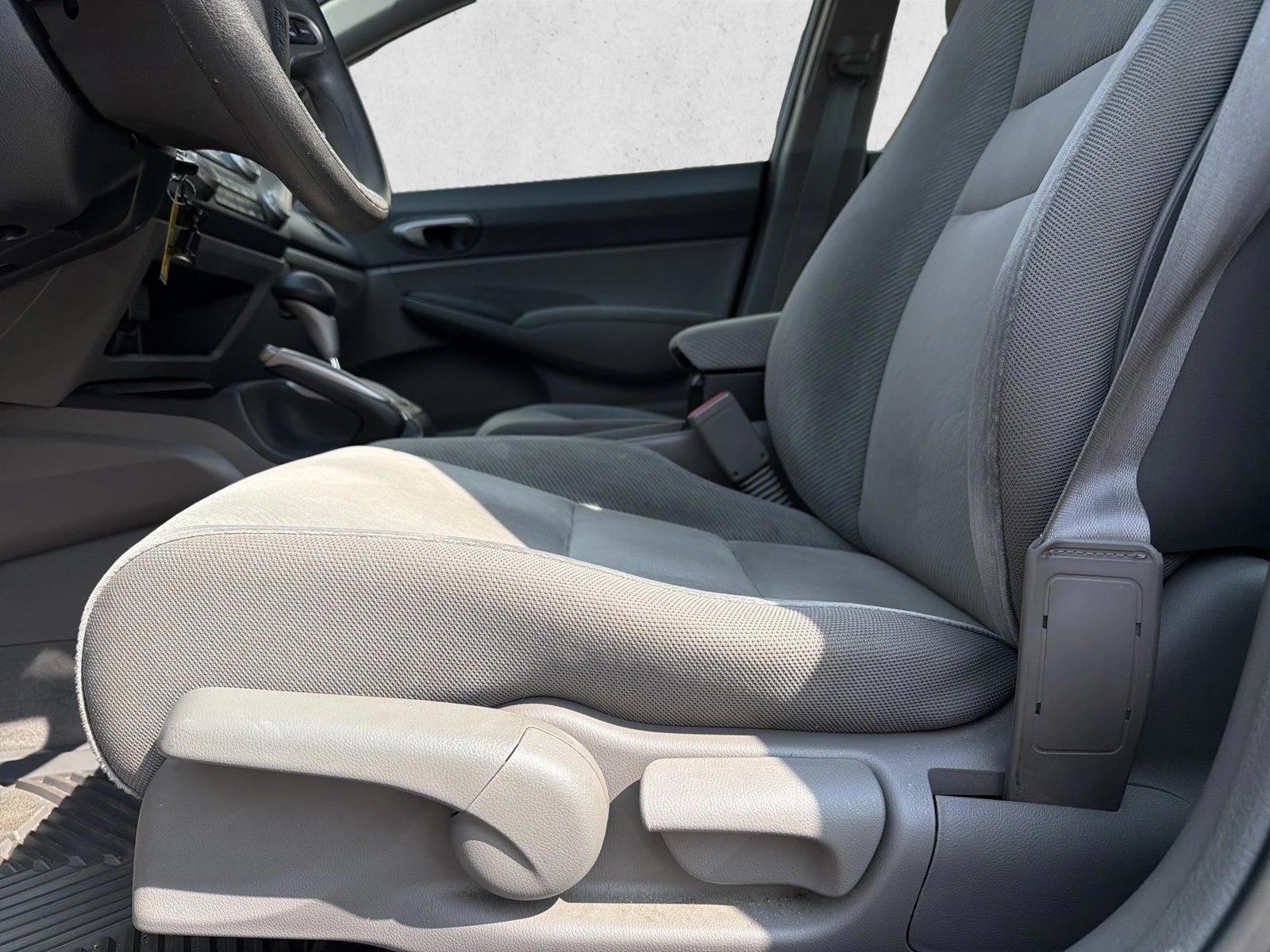 Thumbnail: 2010 Honda Civic - 4