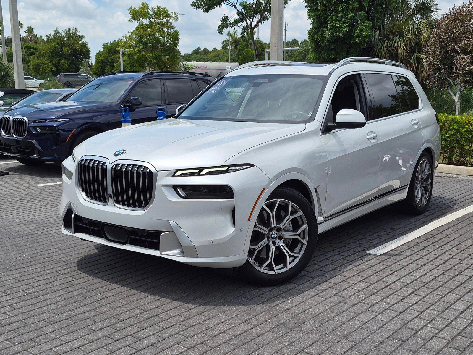 2024 BMW X7 40i - Photo 1