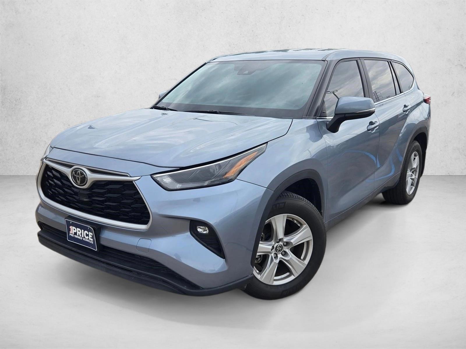 Thumbnail: 2023 Toyota Highlander - 1